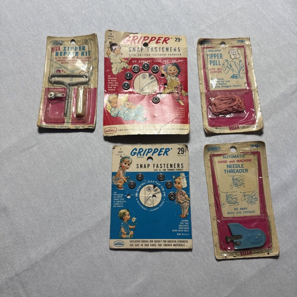 Vintage 1950s lot 5 Cards Scovill Gripper Snap Fasteners - Cute Child Graphics